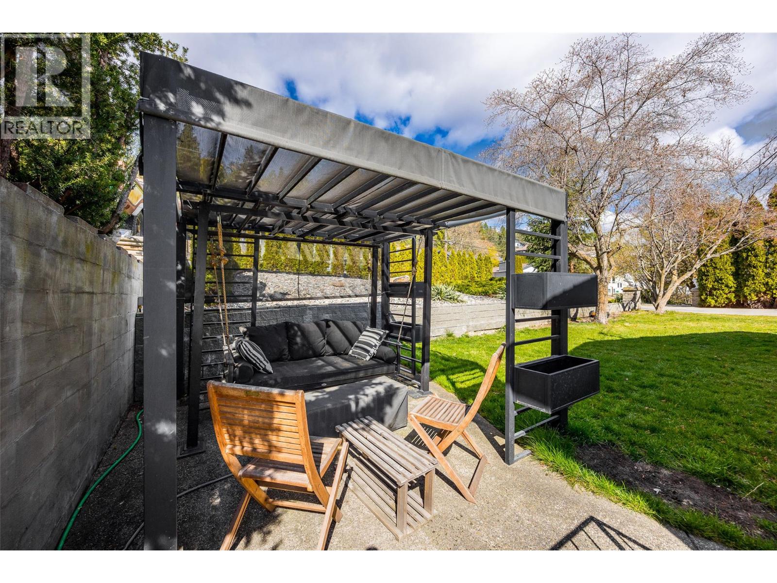  2741 Benedick Road, West Kelowna