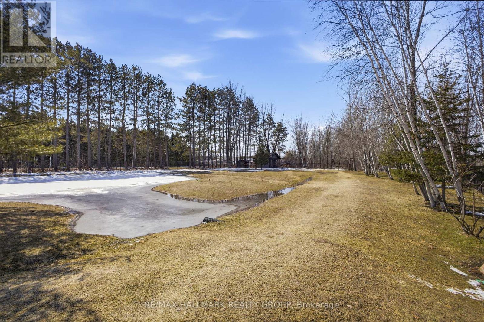 3778 BOUVIER ROAD — photo 32