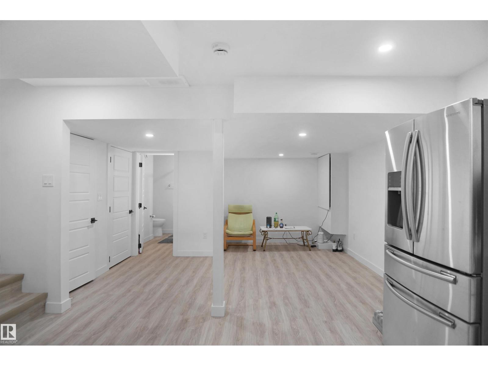 17203 64 Street NW NW - 54