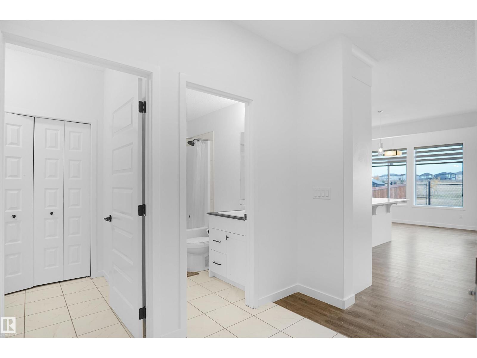 17203 64 Street NW NW - 6