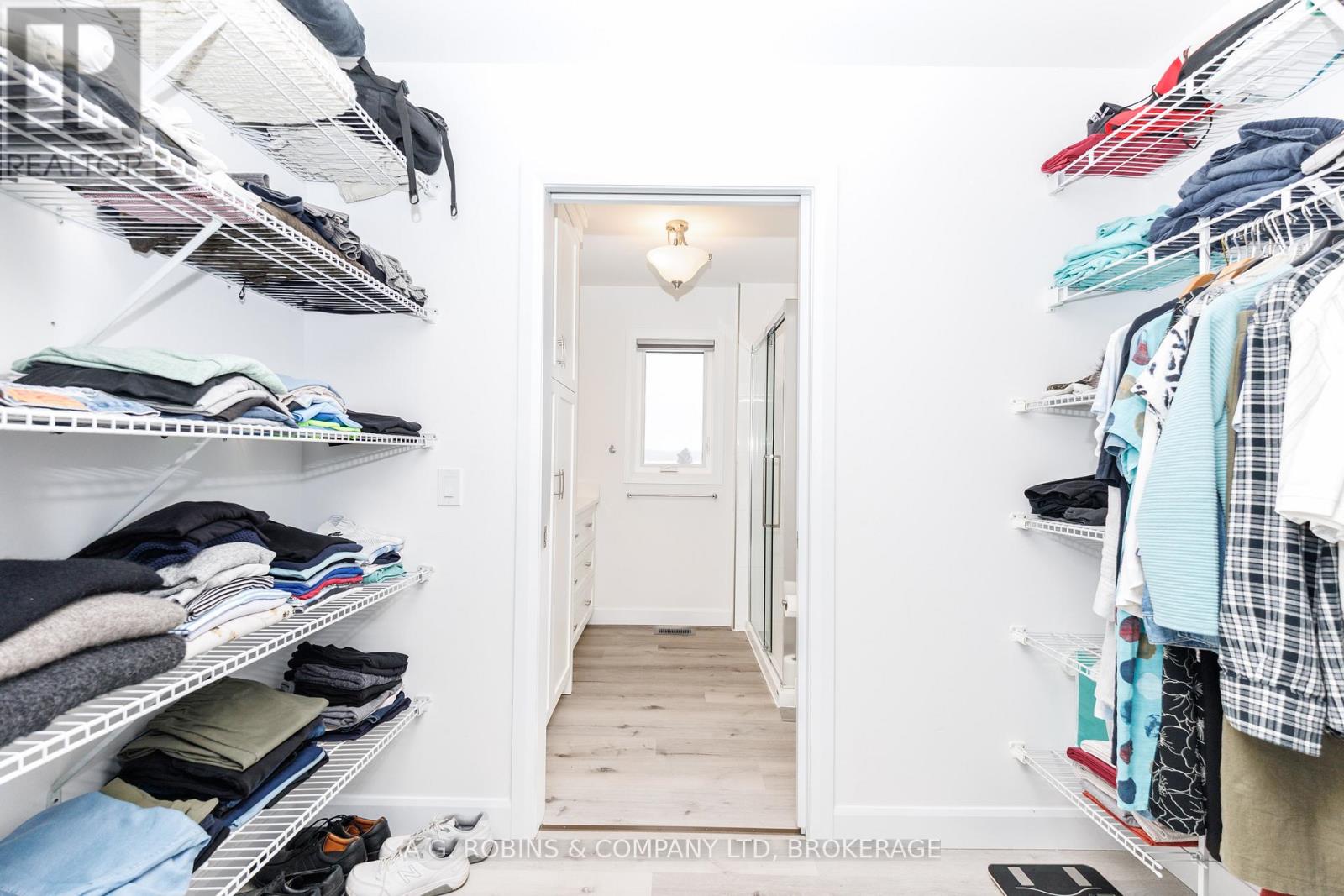 11716 LAKESHORE ROAD - 27