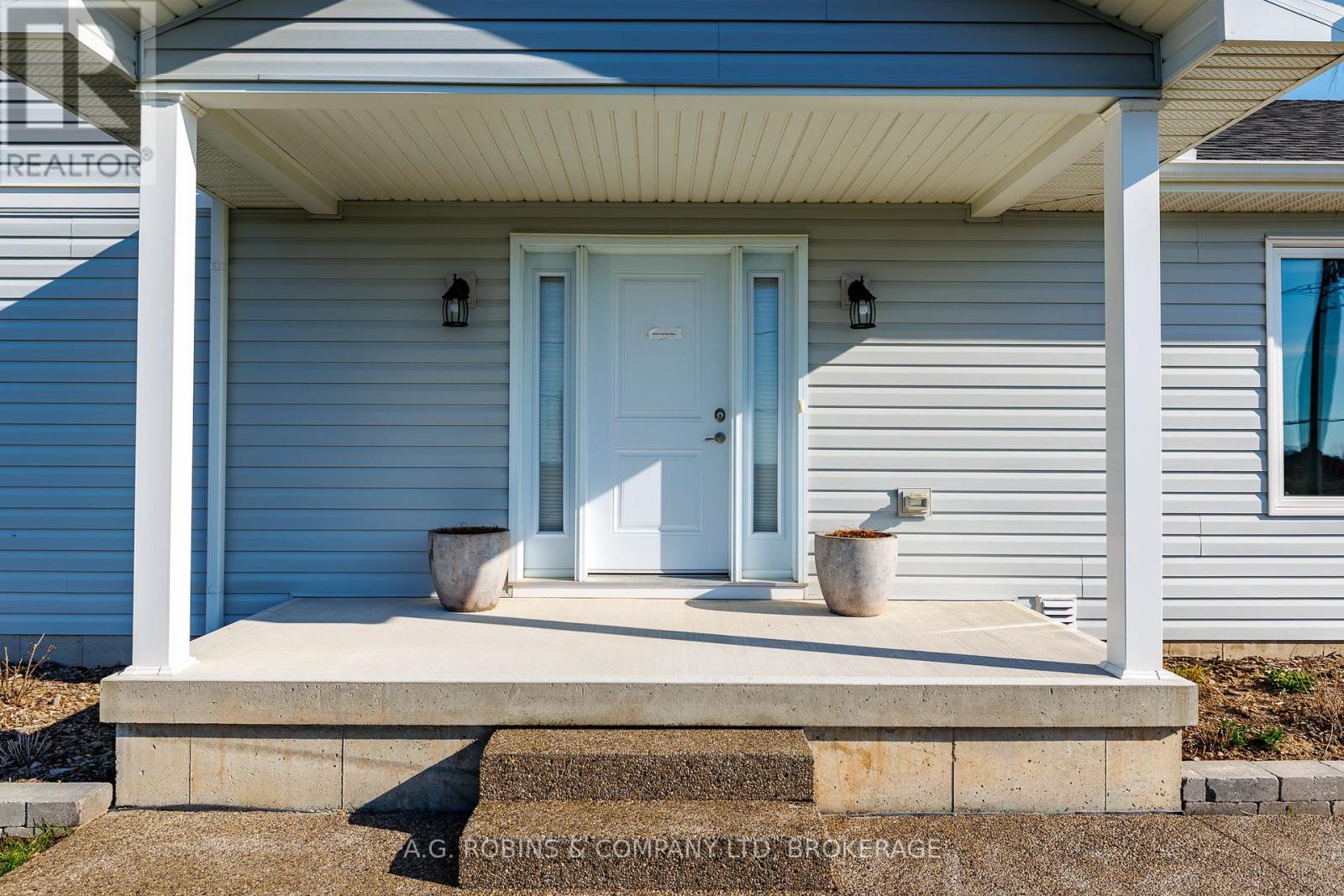 11716 LAKESHORE ROAD - 7