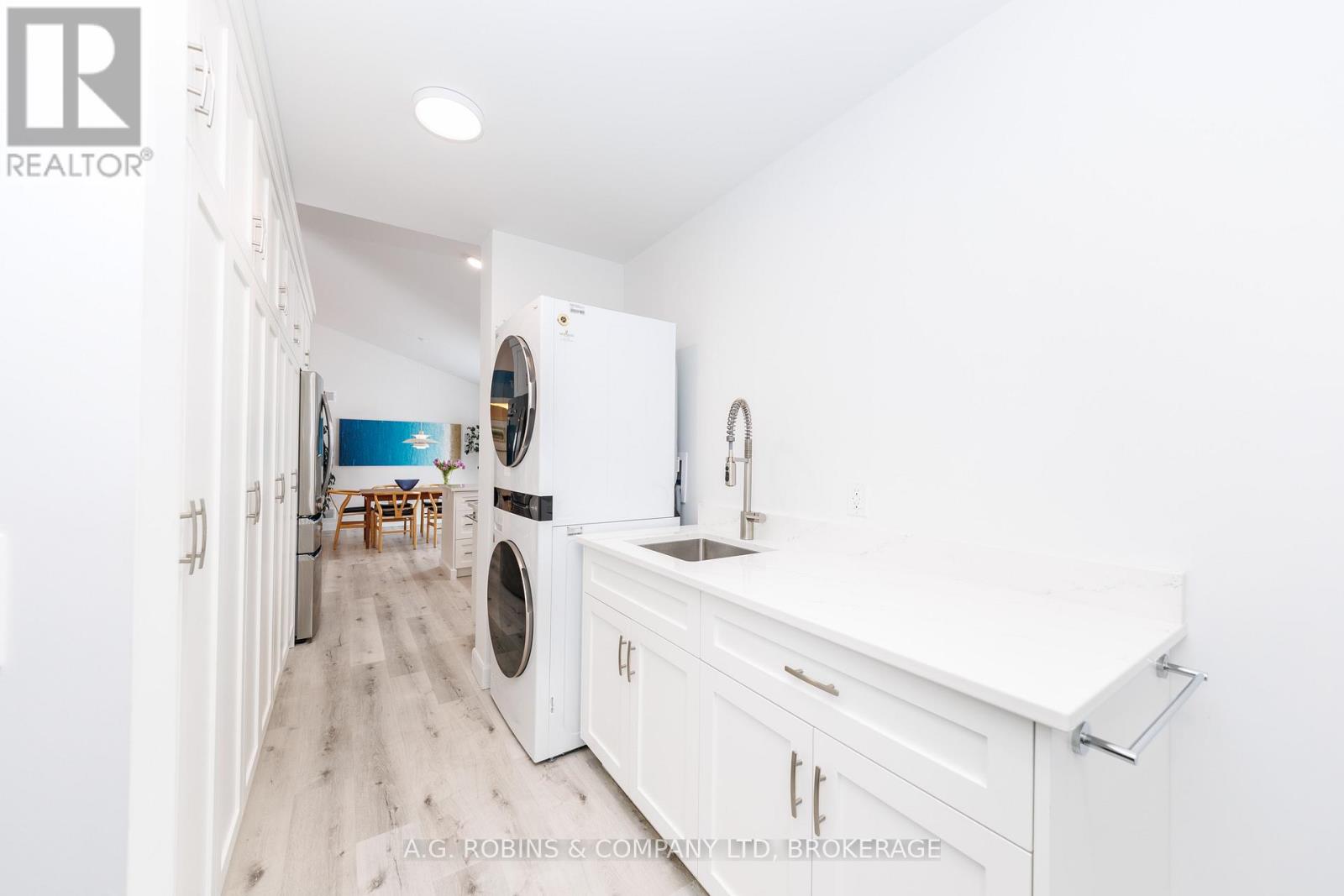 11716 LAKESHORE ROAD - 34