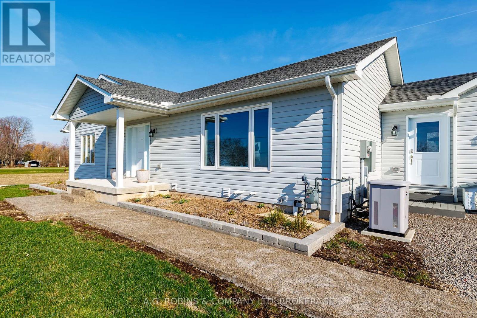 11716 LAKESHORE ROAD - 8