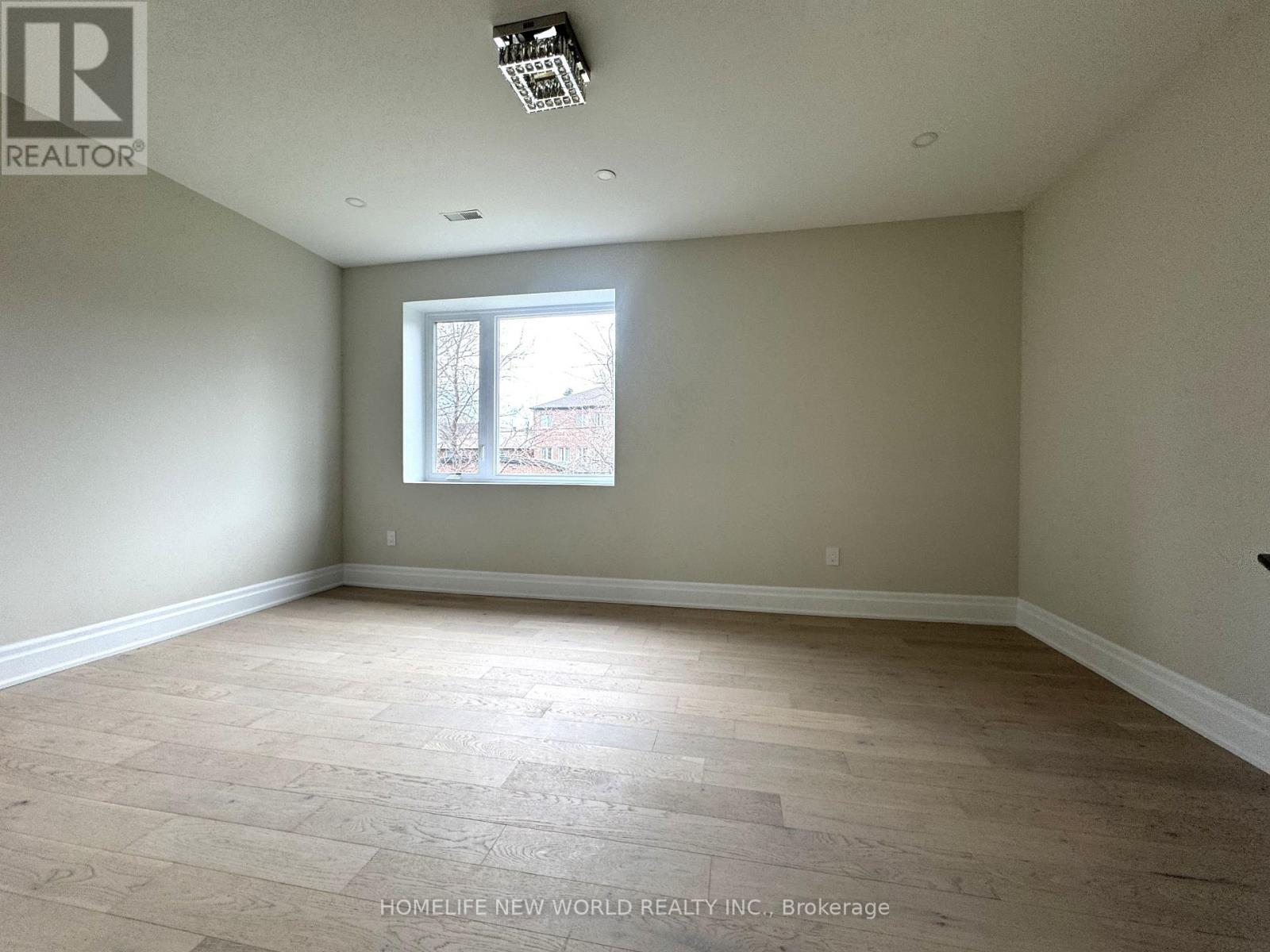 150 VIEWMOUNT AVENUE - 30