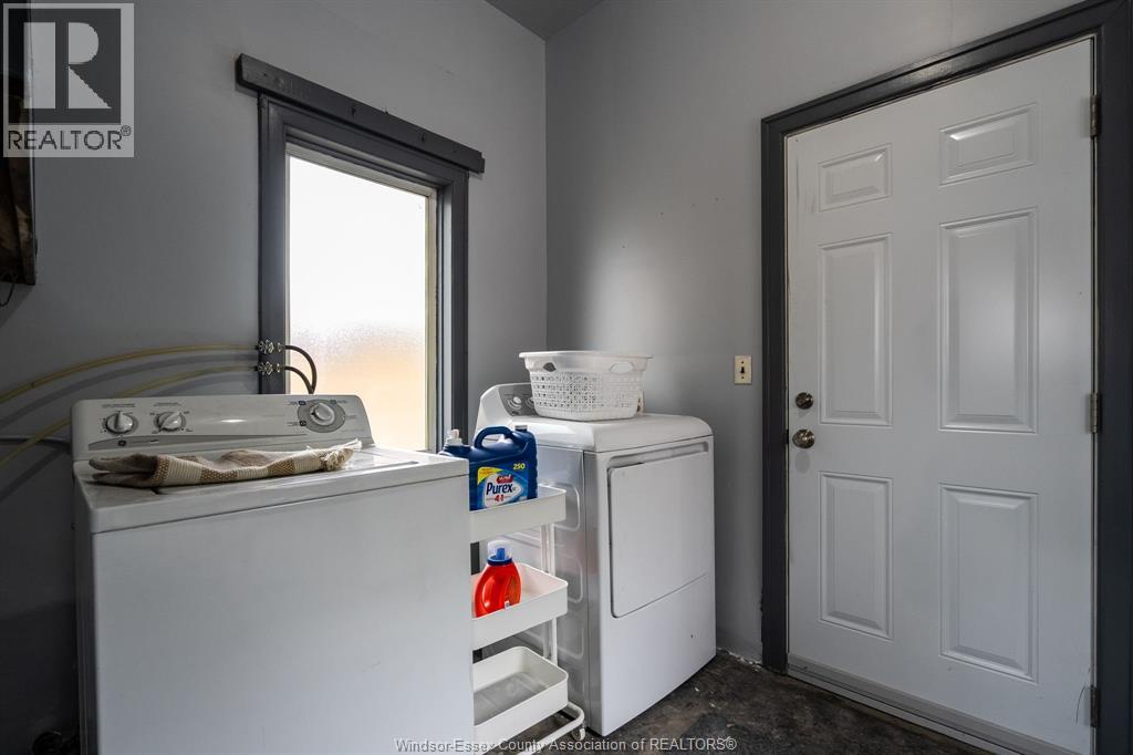95 TWEEDSMUIR AVENUE East - 22