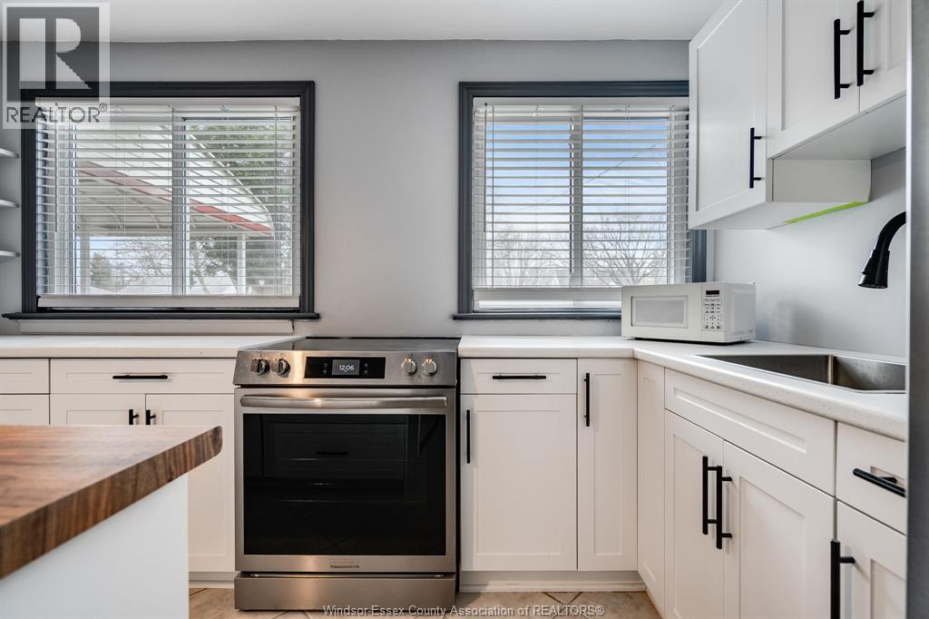 95 TWEEDSMUIR AVENUE East - 5