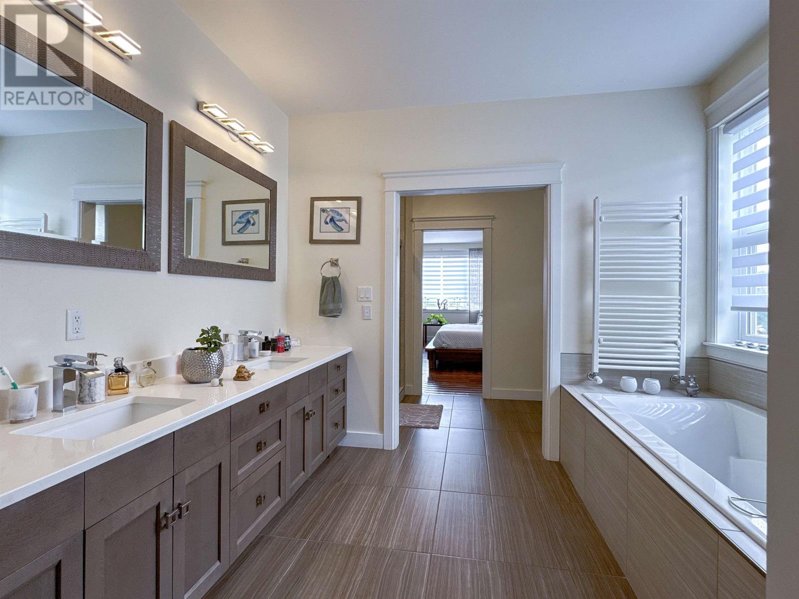 23 PAGET & KEPPOCH LOT CRESCENT - 29