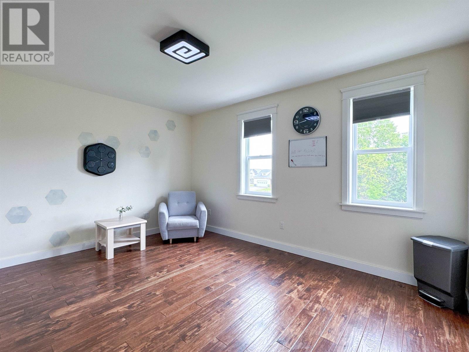 23 PAGET & KEPPOCH LOT CRESCENT - 33