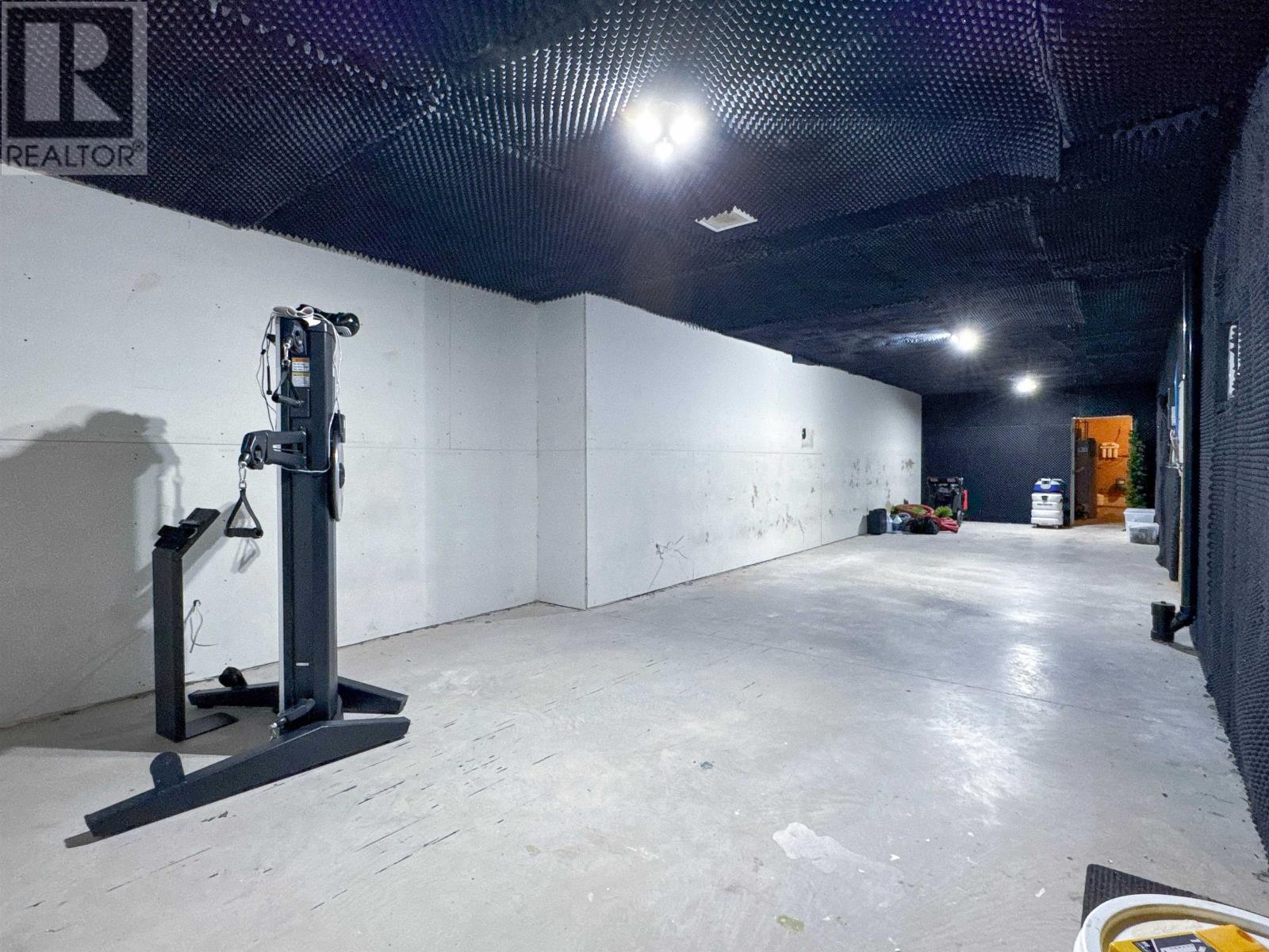 23 PAGET & KEPPOCH LOT CRESCENT - 48