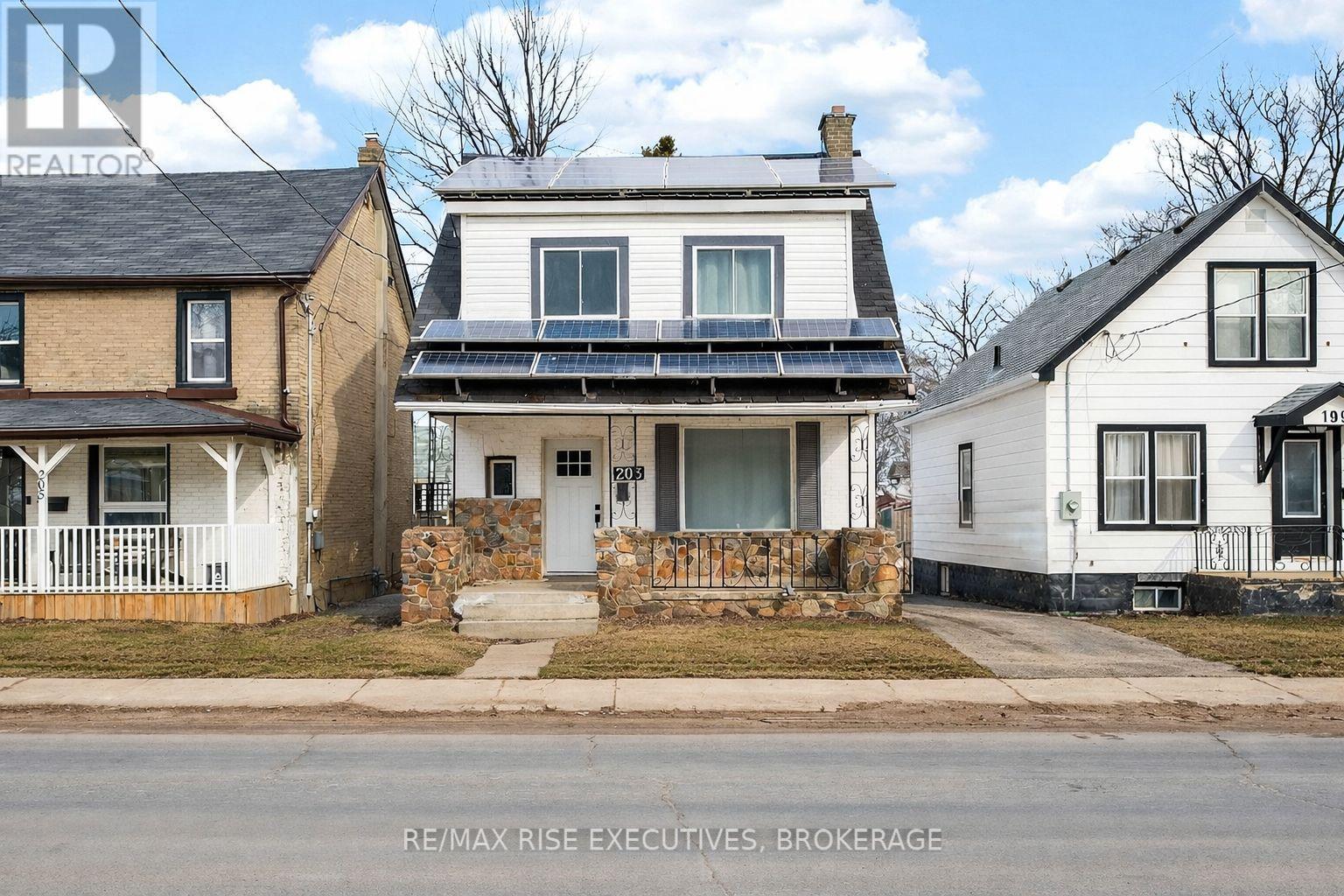 203 CONCESSION STREET - 1