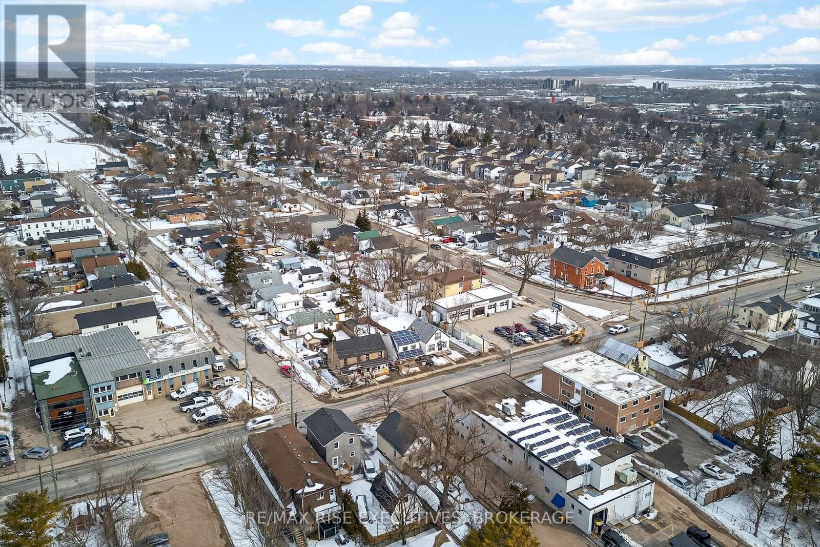 203 CONCESSION STREET - 5