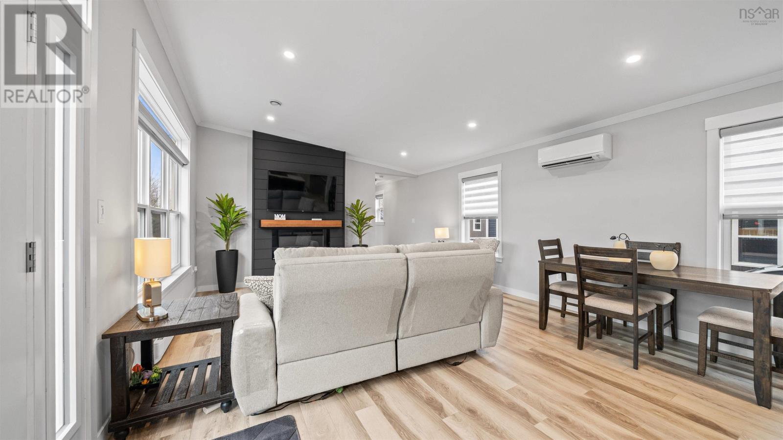 Property 4 of 42 of 23 Halton Drive