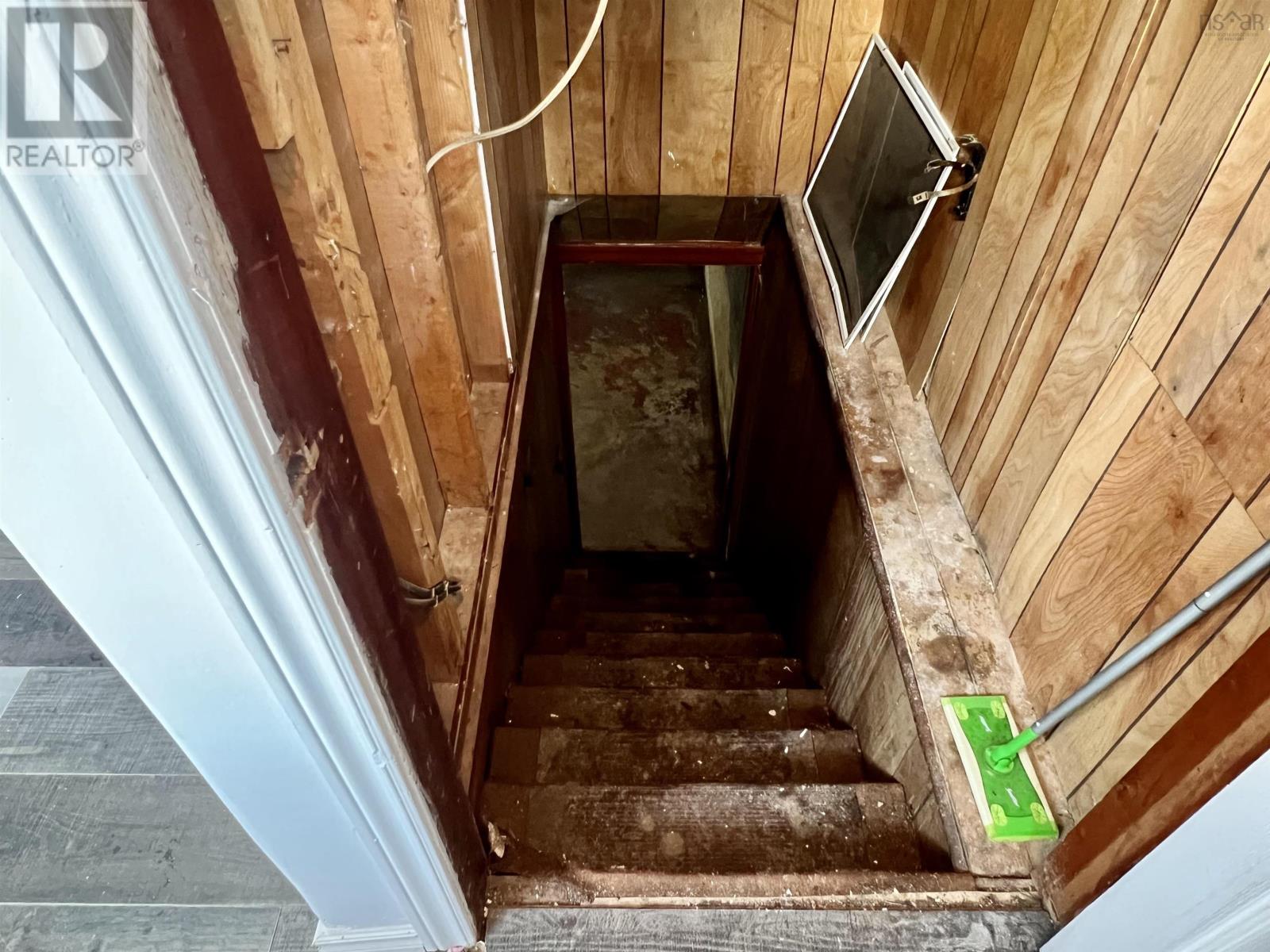 Property 34 of 35 of 2121 Union Street