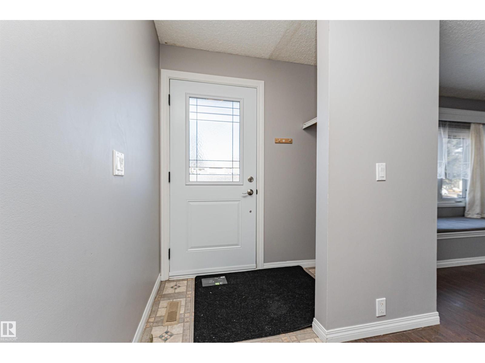 18425 95A AV NW - 5