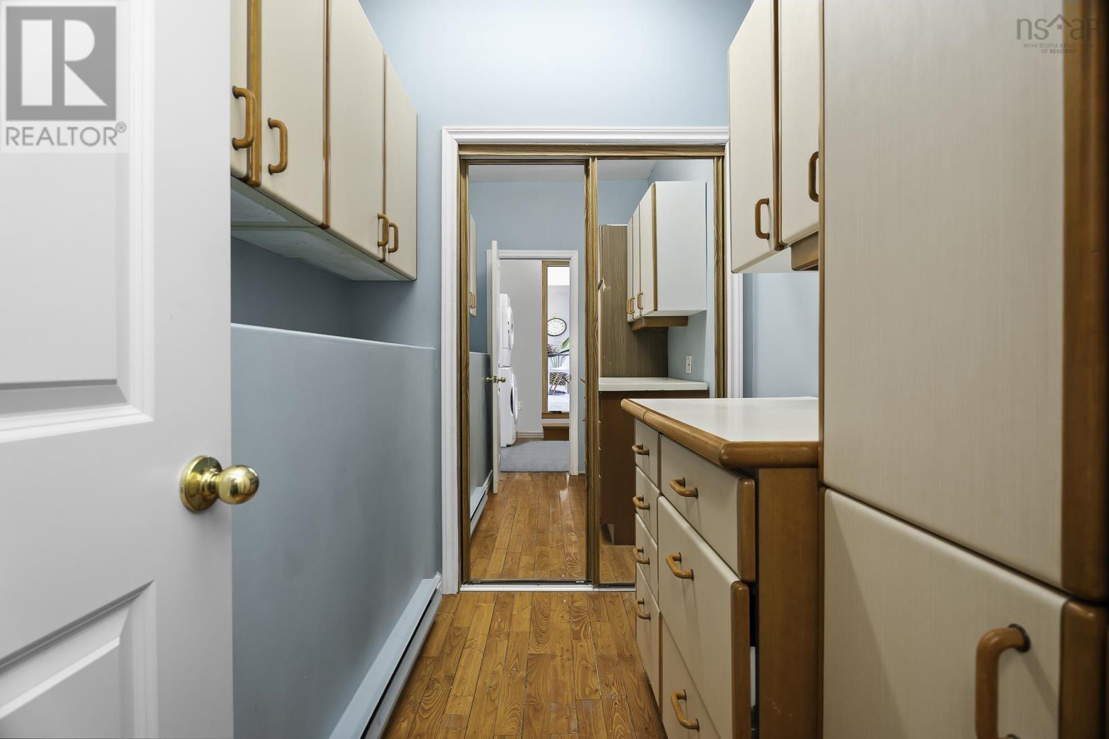 981 BEAUFORT AVENUE - 41