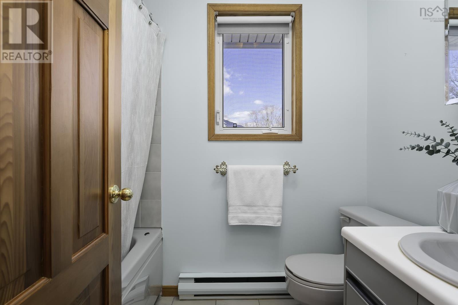 981 BEAUFORT AVENUE - 29