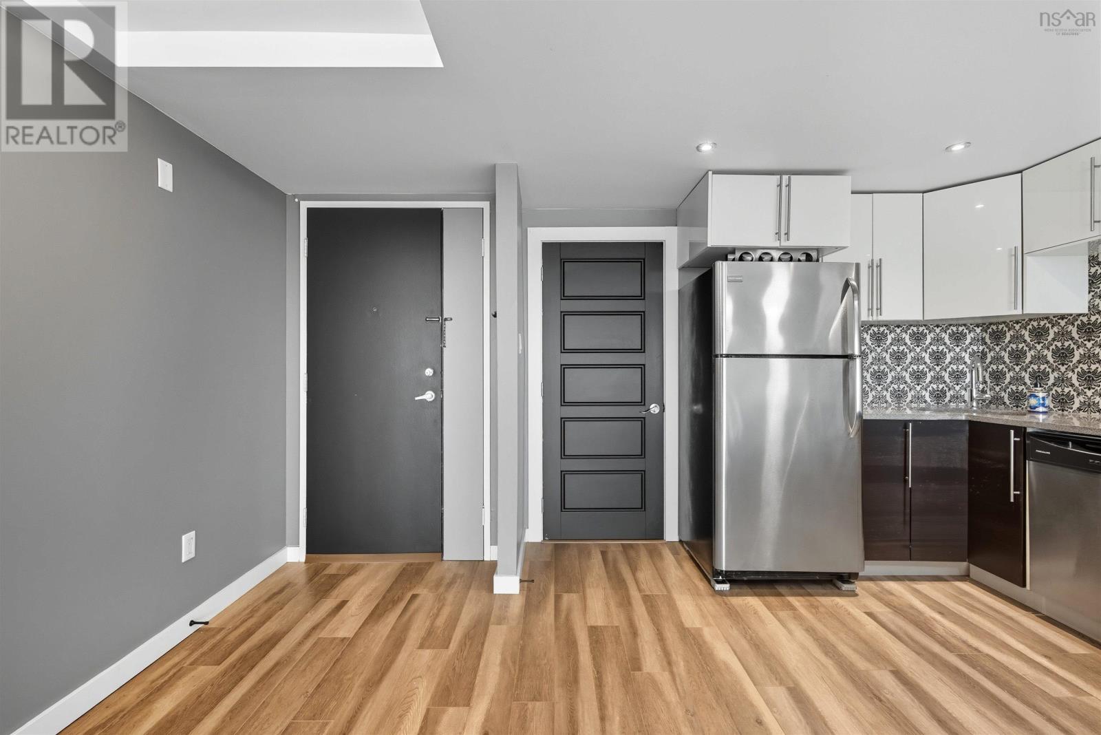 1101 6369 COBURG ROAD - 12