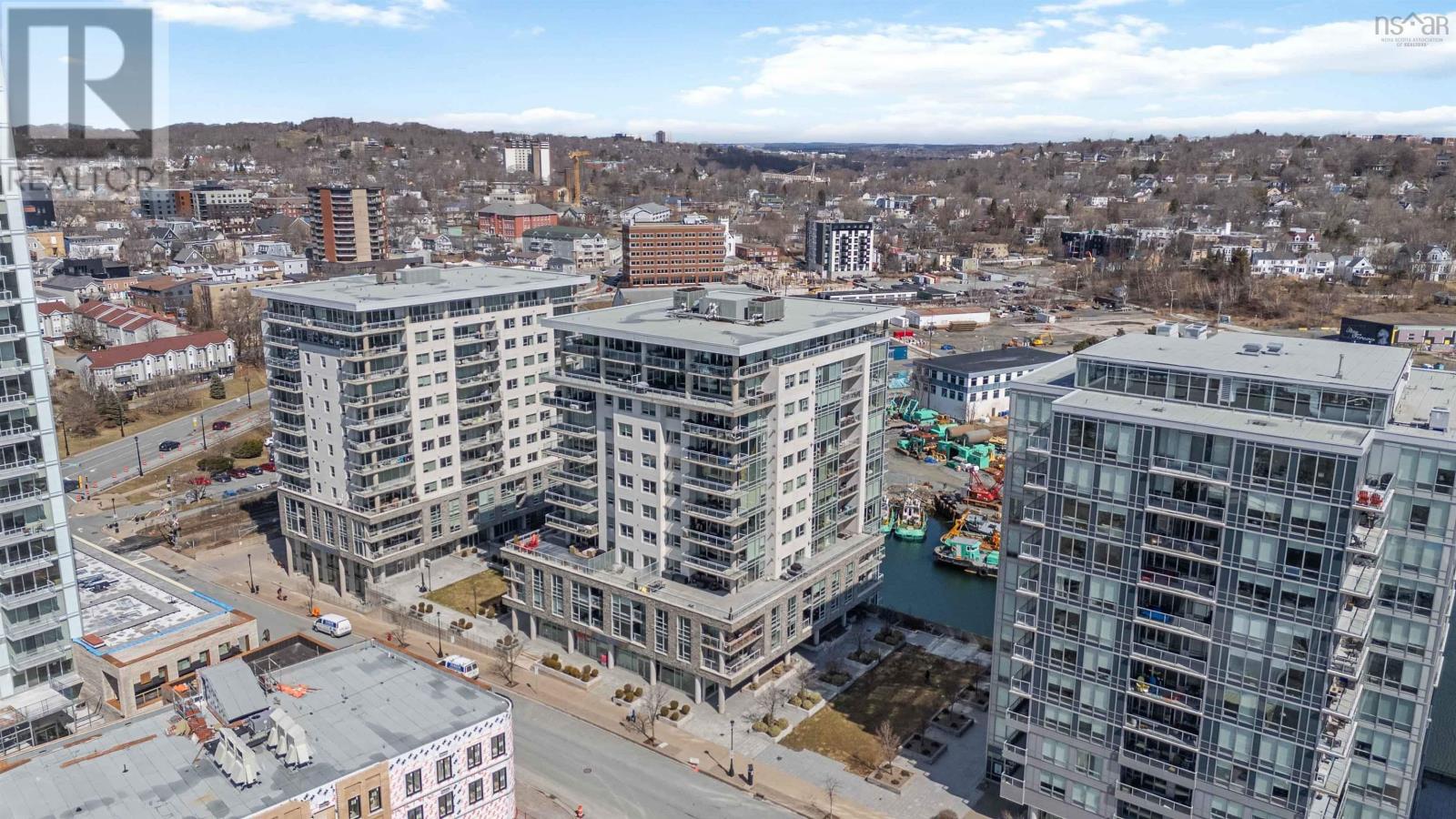 #904 31 KINGS WHARF PLACE - 37