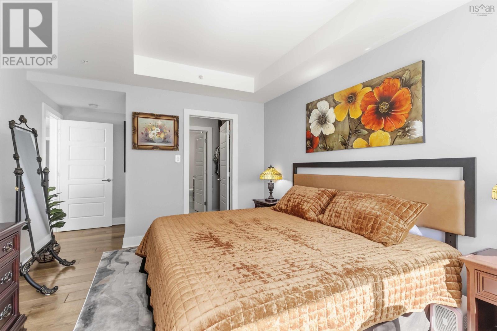 #904 31 KINGS WHARF PLACE - 25