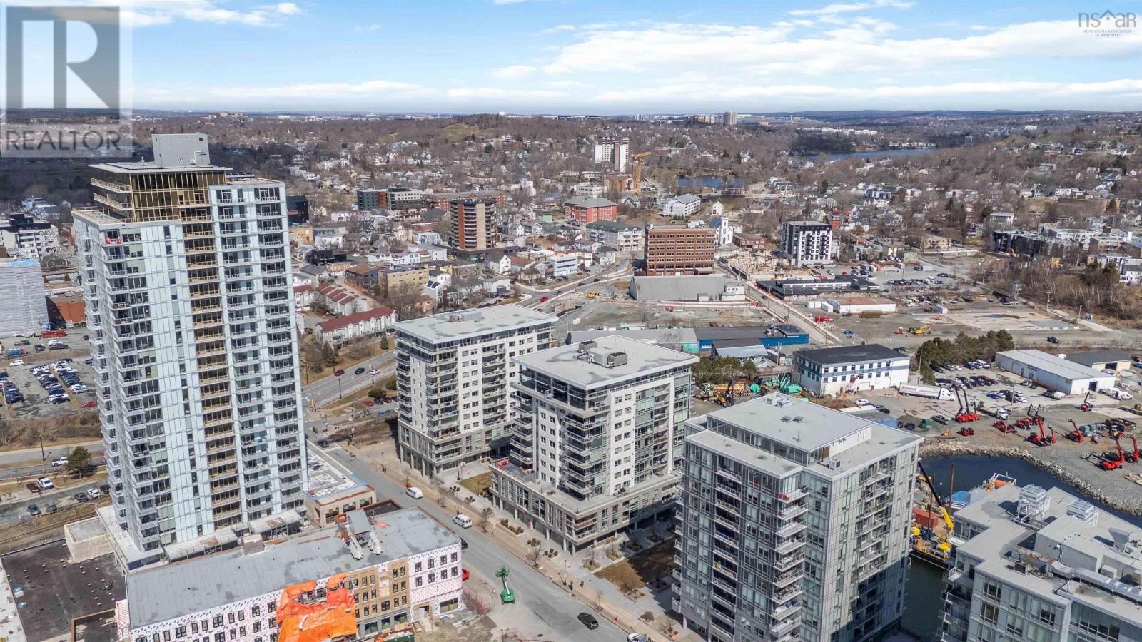 #904 31 KINGS WHARF PLACE - 38