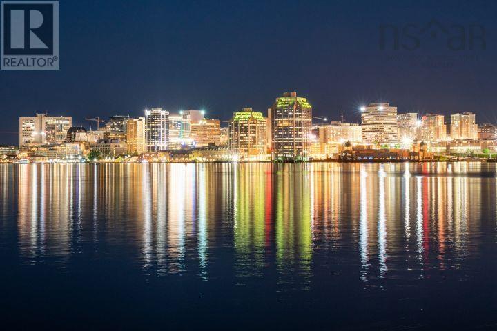 #904 31 KINGS WHARF PLACE - Image 2