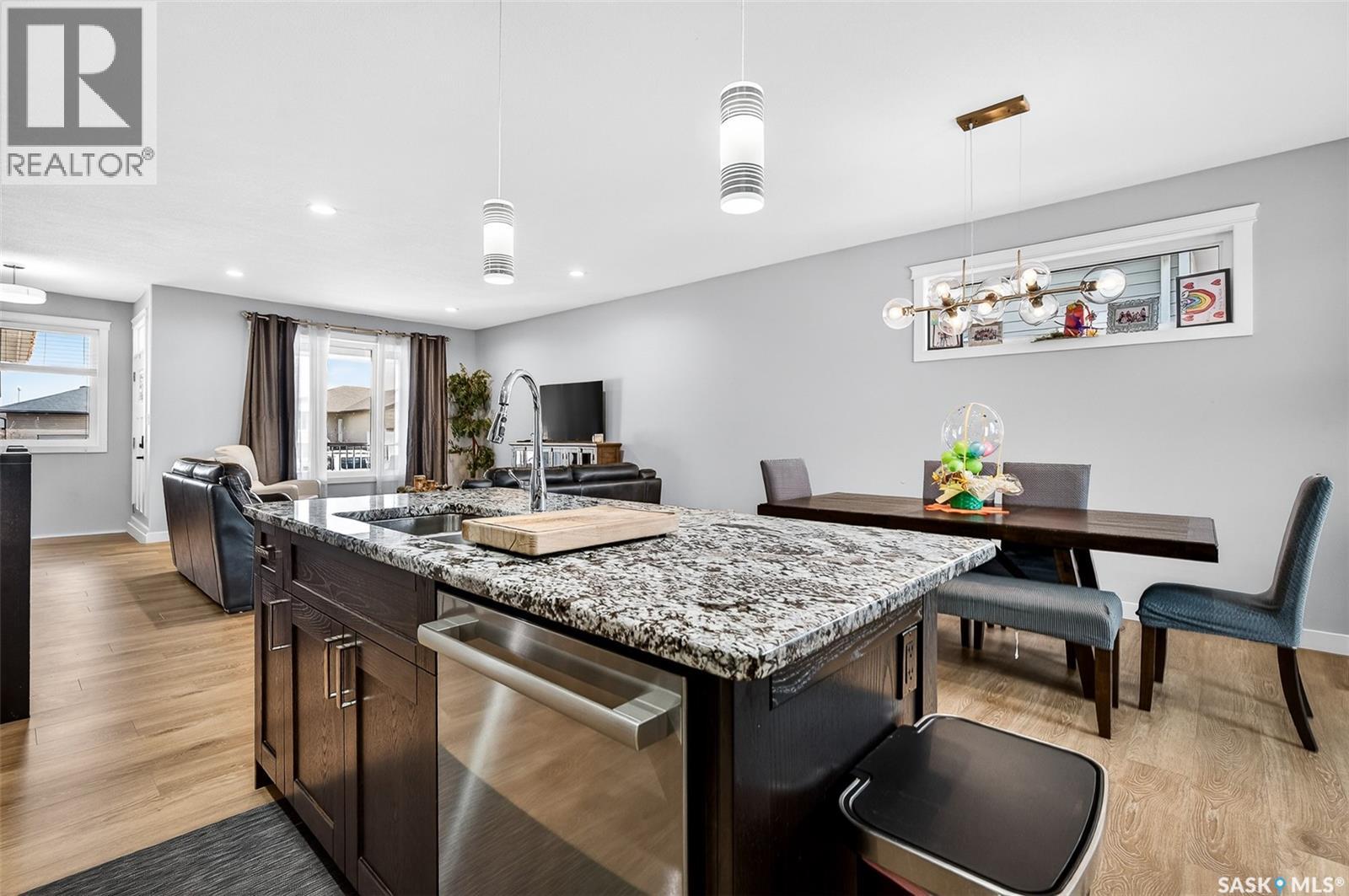 167 WELLINGTON DRIVE - 15