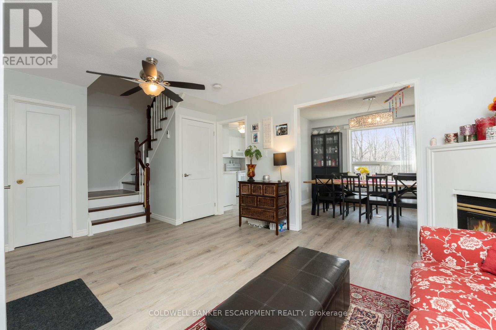 222 CHURCHILL ROAD N - 10