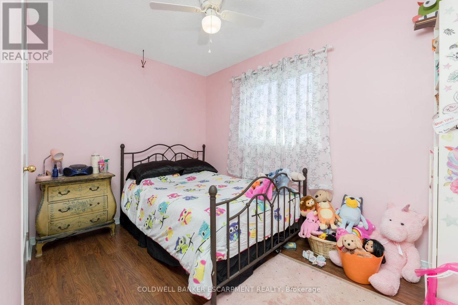 222 CHURCHILL ROAD N - 22