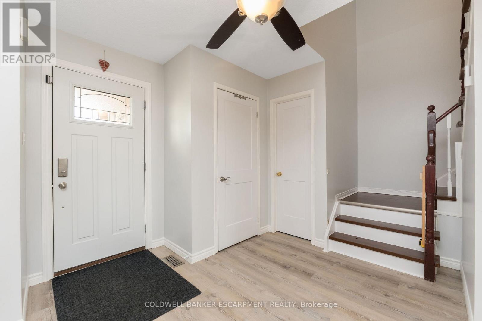 222 CHURCHILL ROAD N - 5