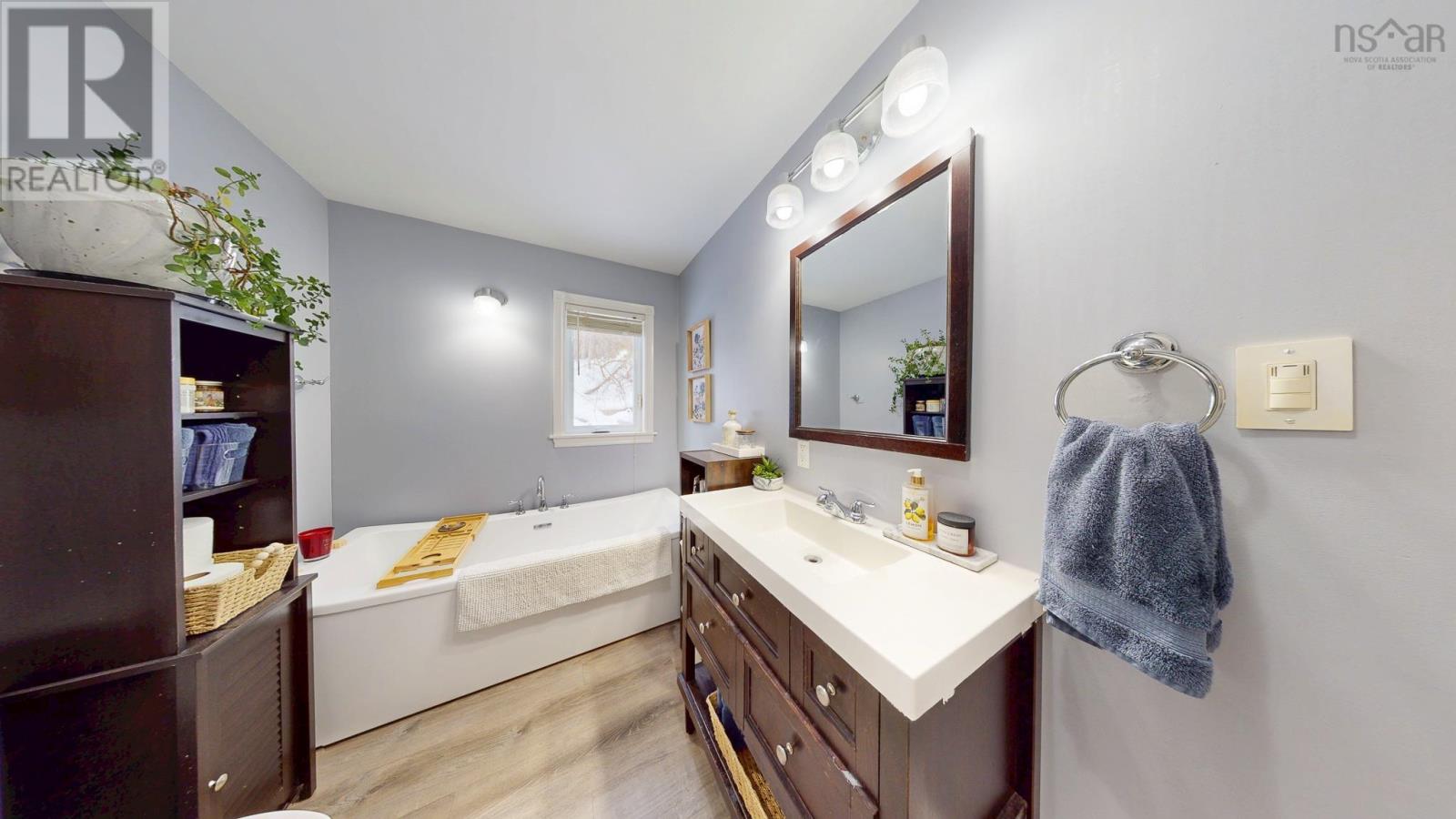 Property 10 of 21 of 5 Fowler Street