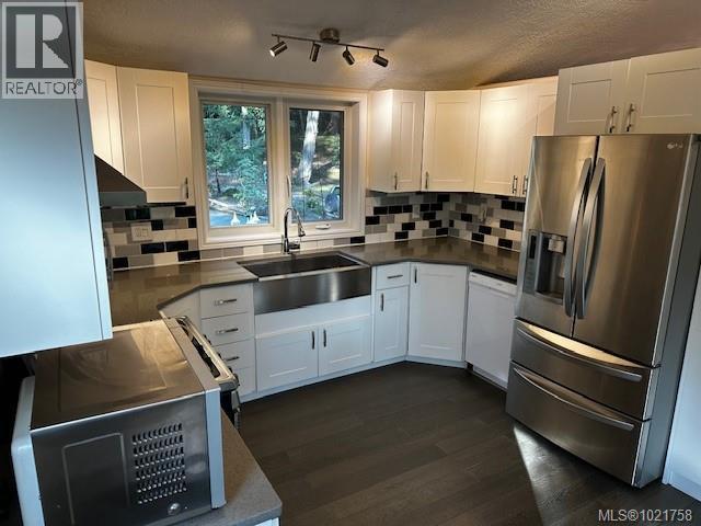 149 PILKEY POINT RD - 3