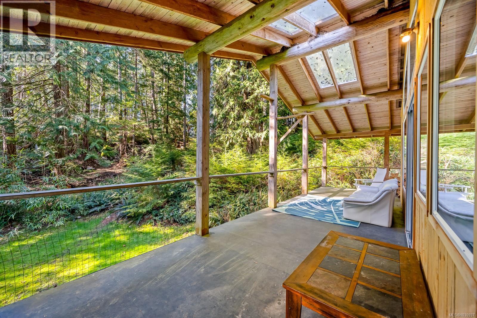 421 Whaletown Rd - 19