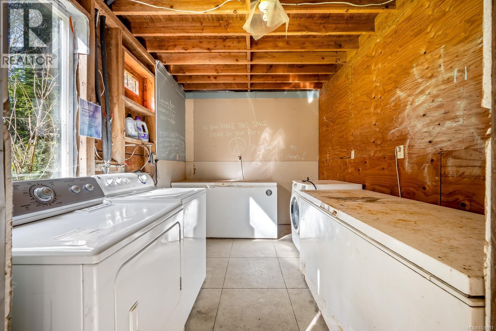 421 Whaletown Rd - 28