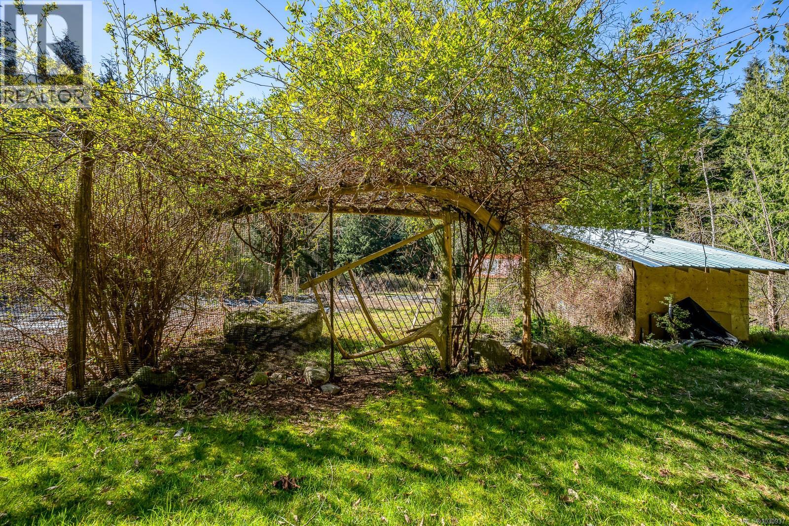 421 Whaletown Rd - 41
