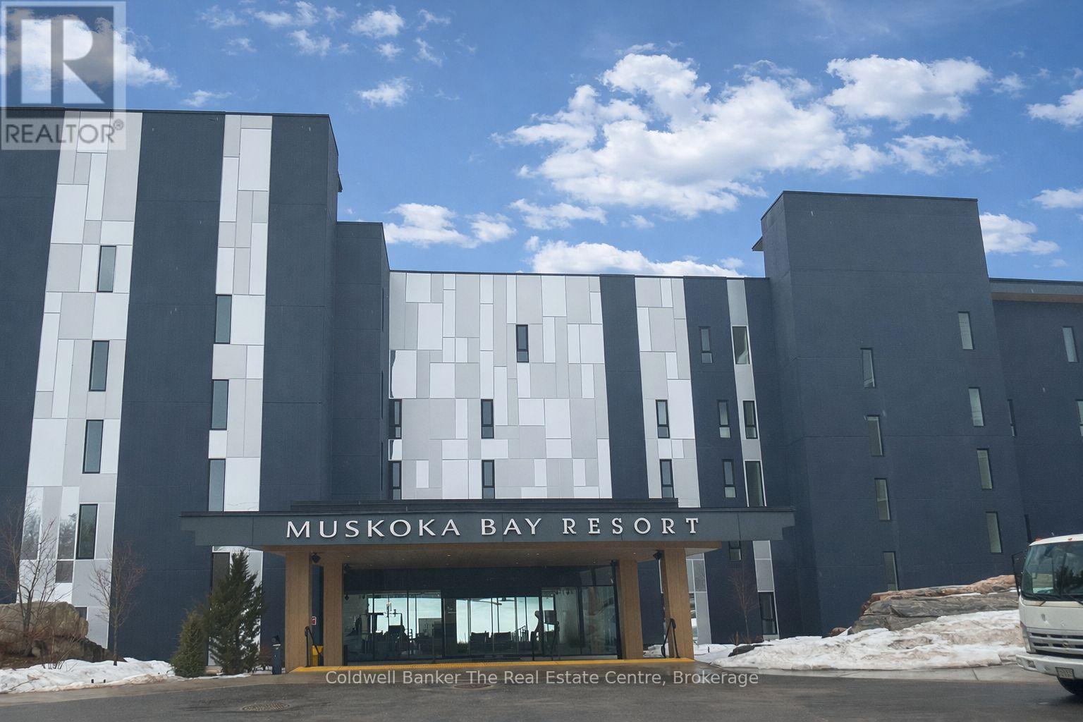 305 - 120 CARRICK TRAIL