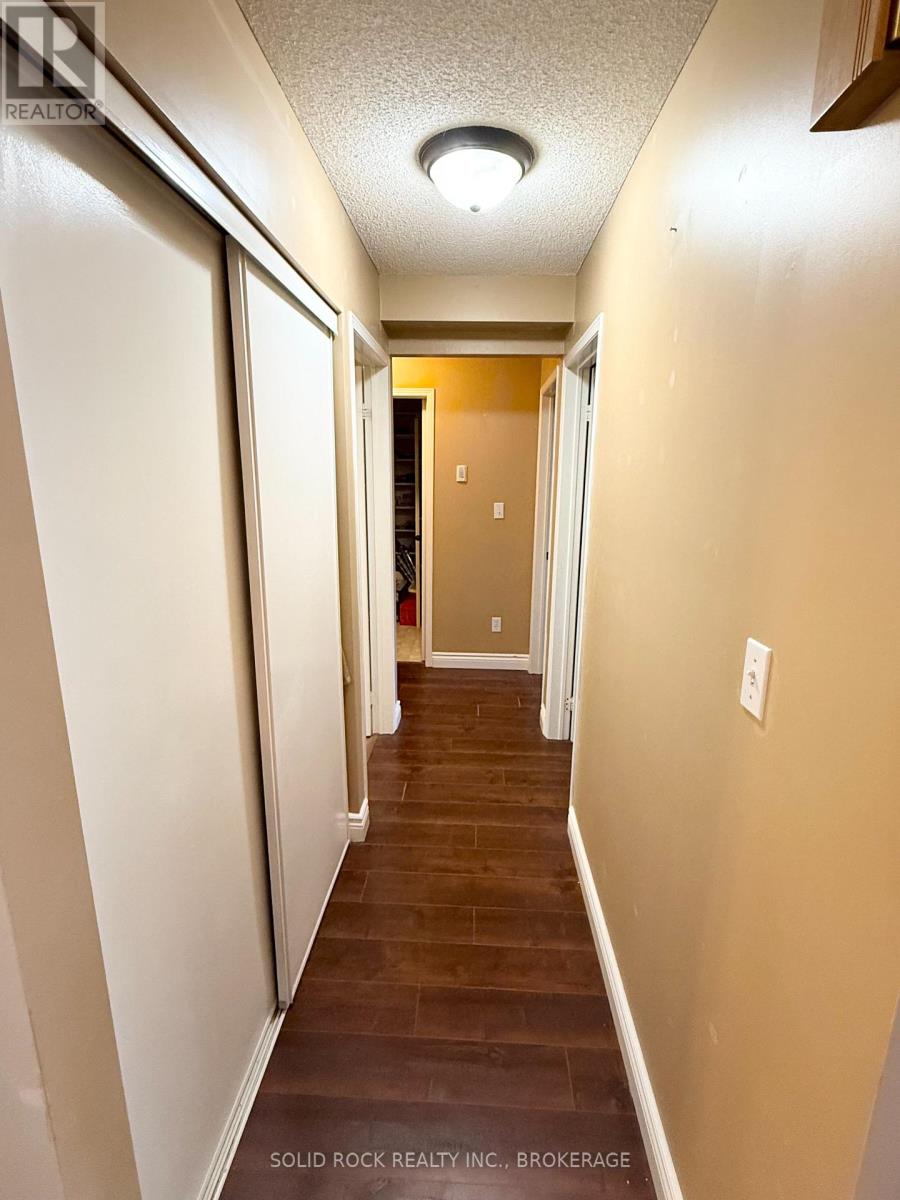 #213 310 KINGSDALE AVENUE - 12