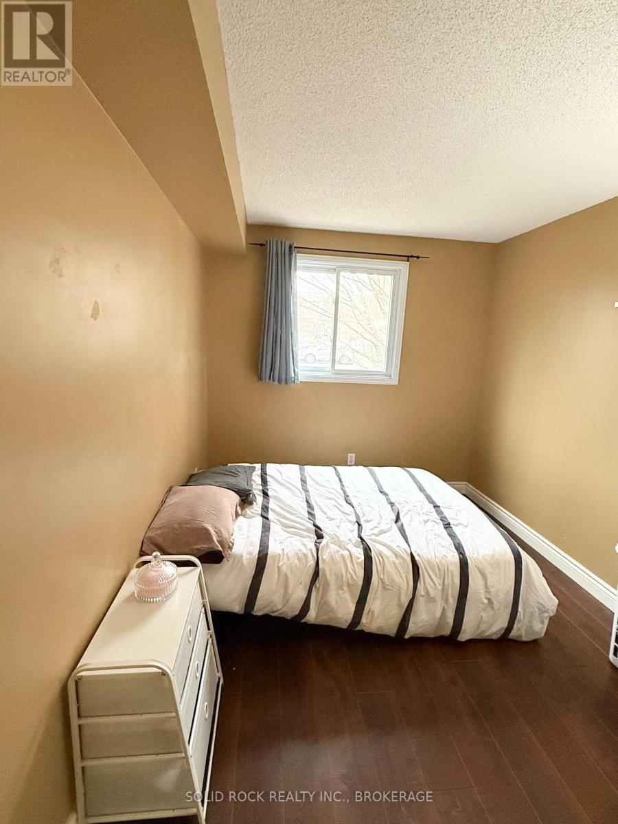 #213 310 KINGSDALE AVENUE - 15