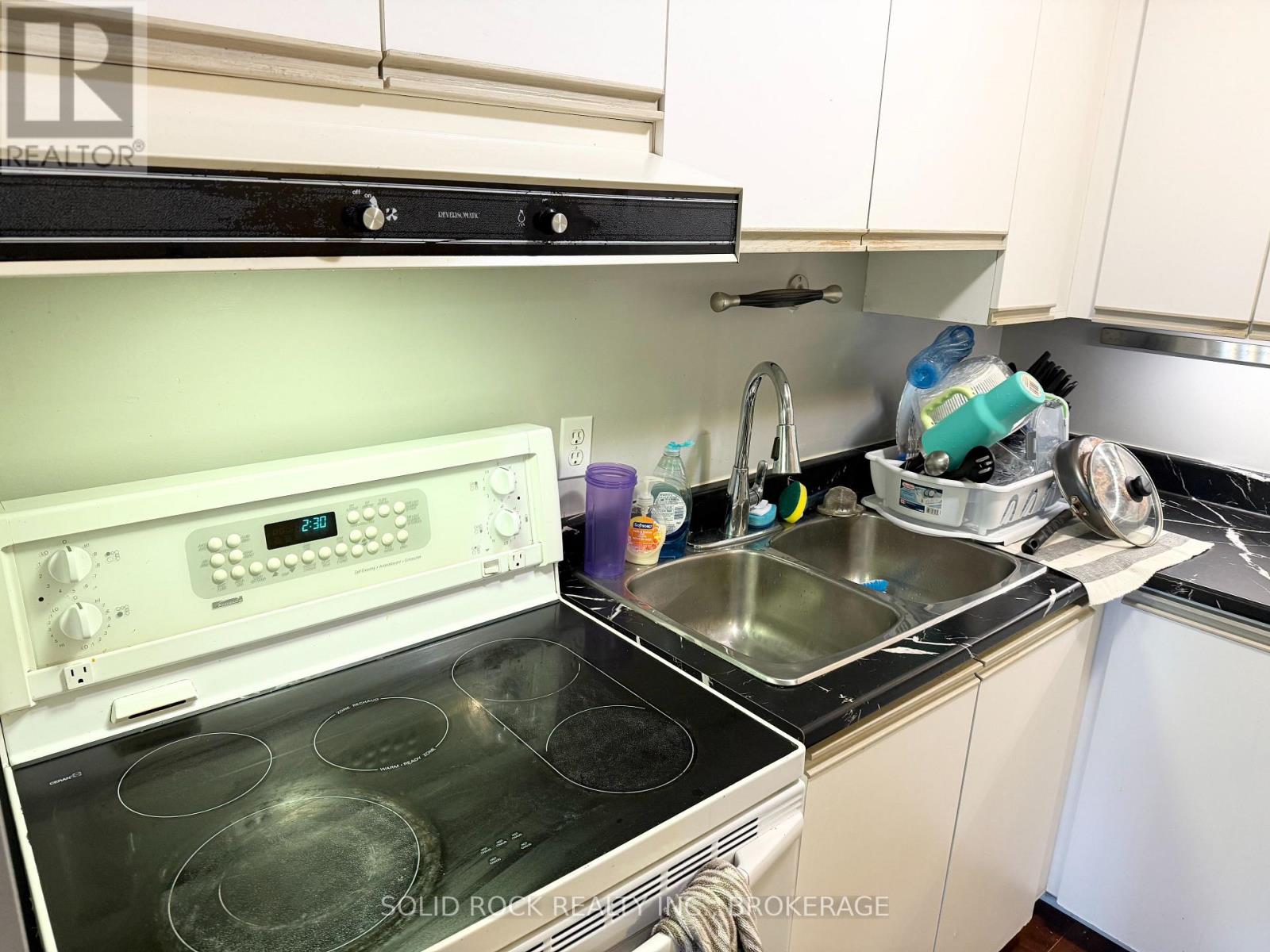 #213 310 KINGSDALE AVENUE - 16
