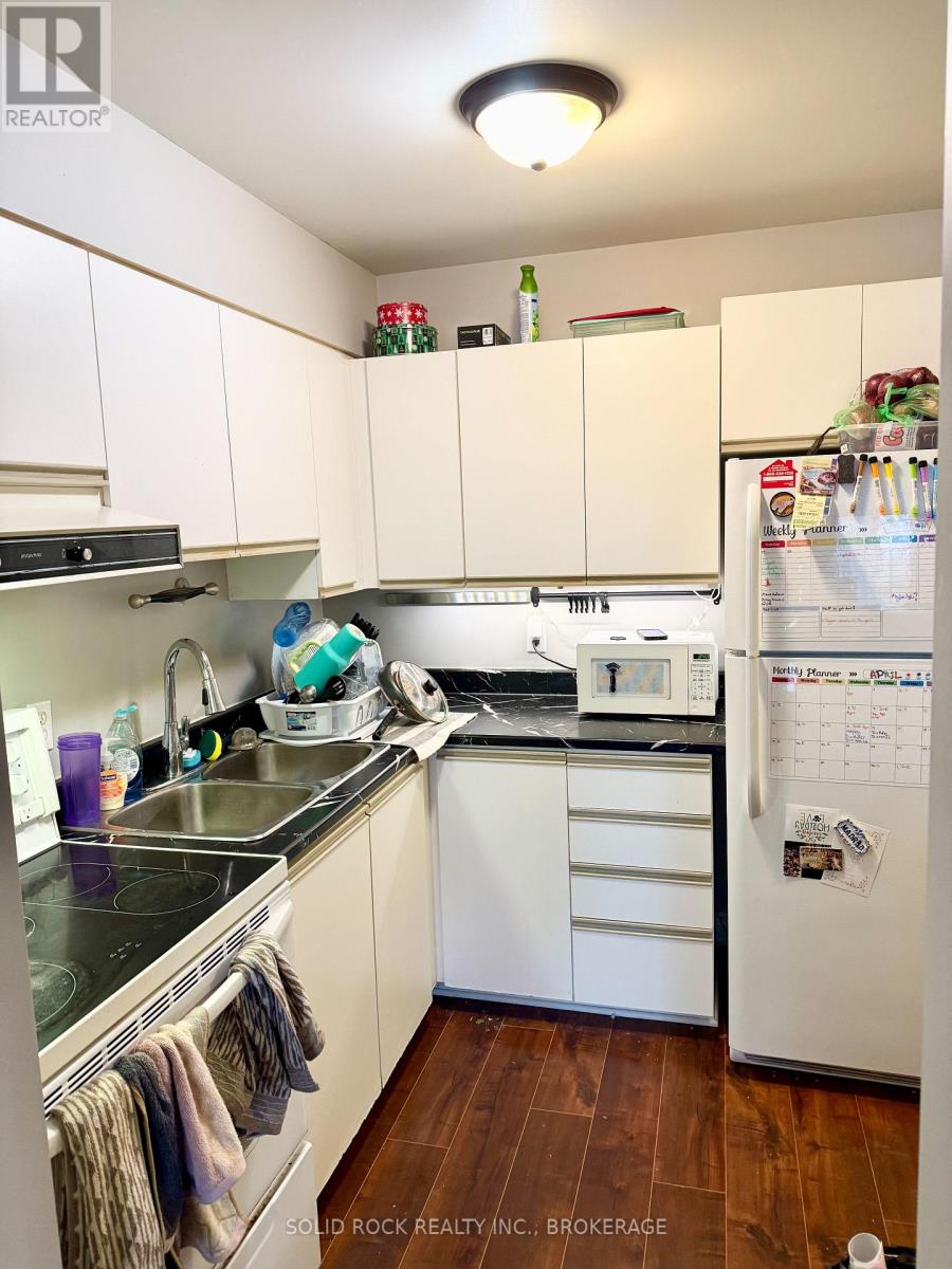 #213 310 KINGSDALE AVENUE - 17