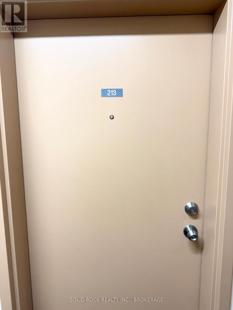 #213 310 KINGSDALE AVENUE - 23