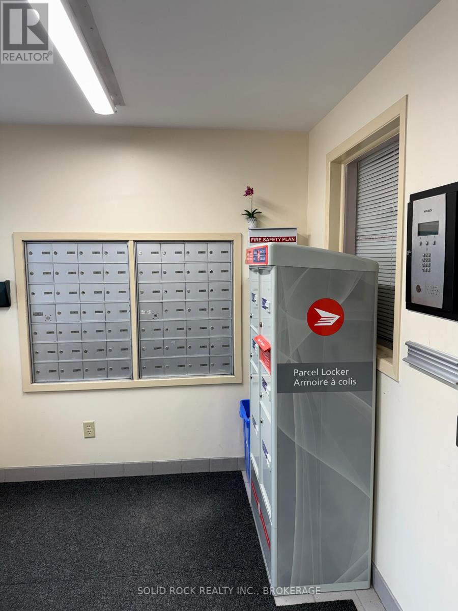 #213 310 KINGSDALE AVENUE - 25