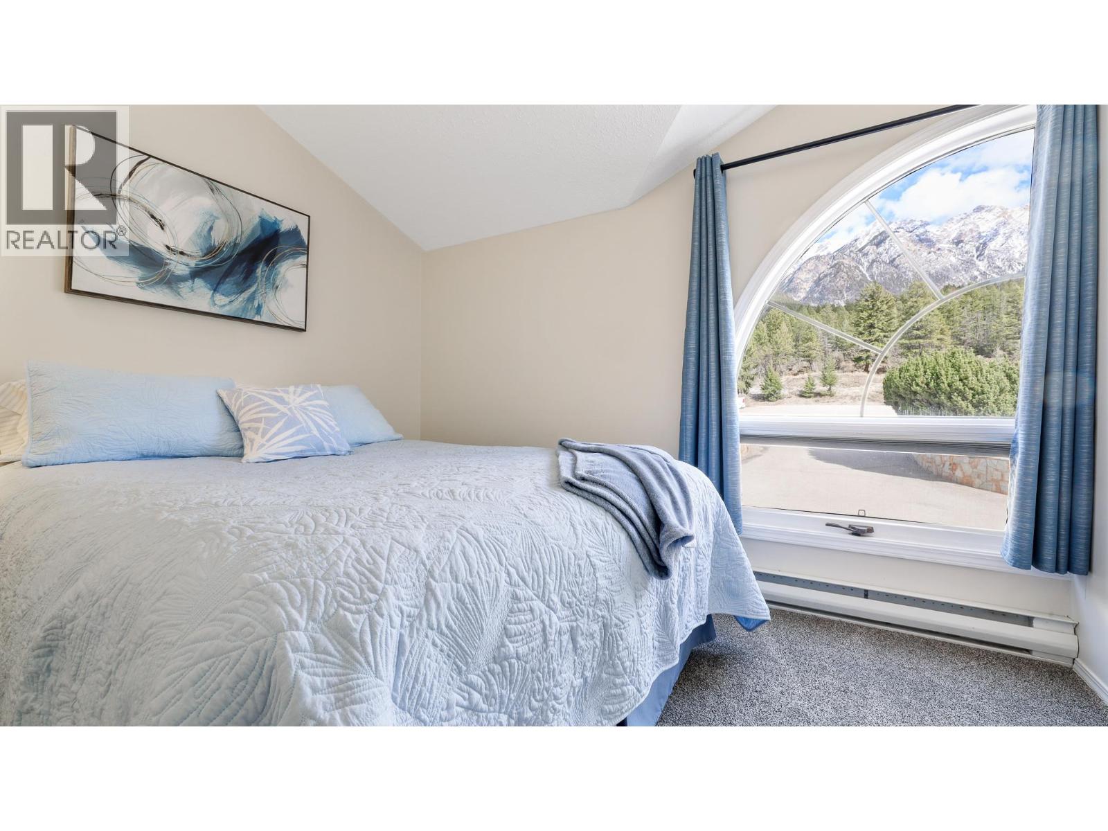 #301 5155 FAIRWAY DRIVE - 24