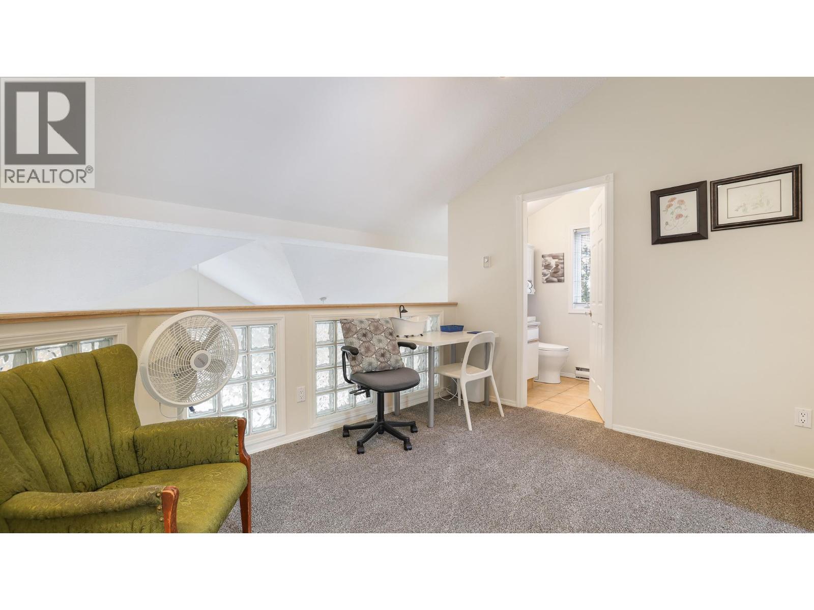 #301 5155 FAIRWAY DRIVE - 20