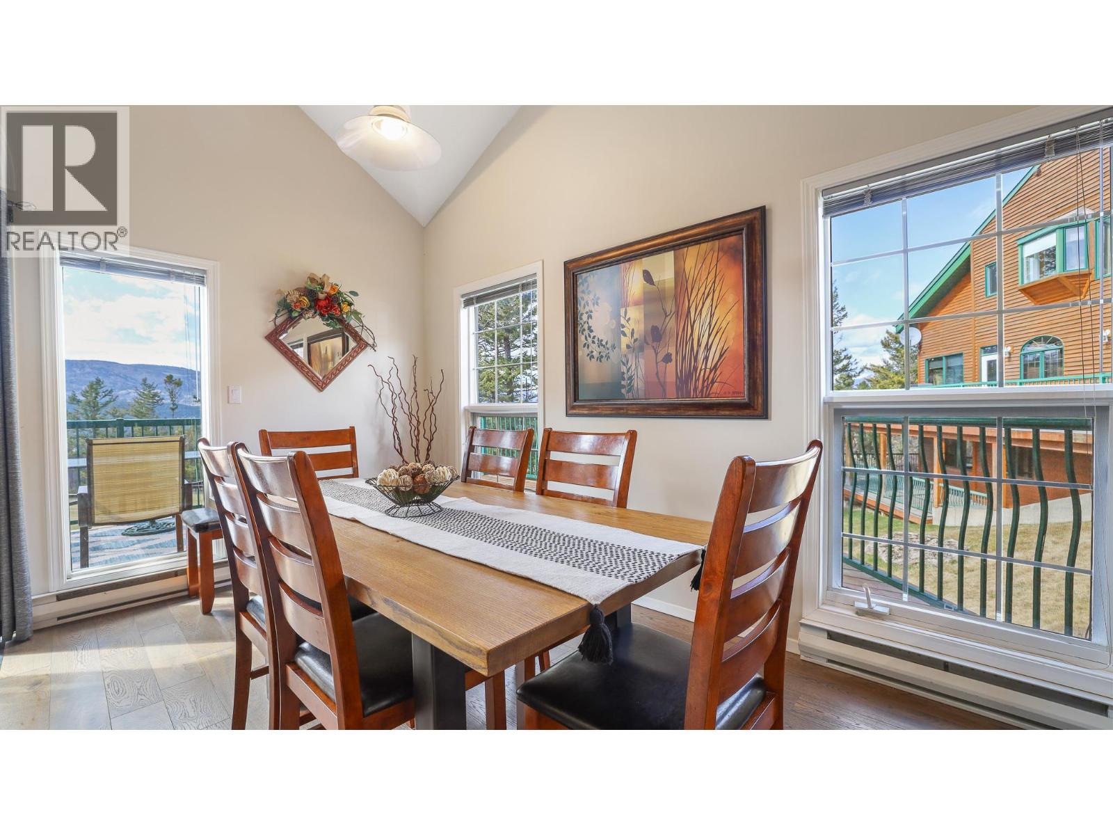 #301 5155 FAIRWAY DRIVE - 11