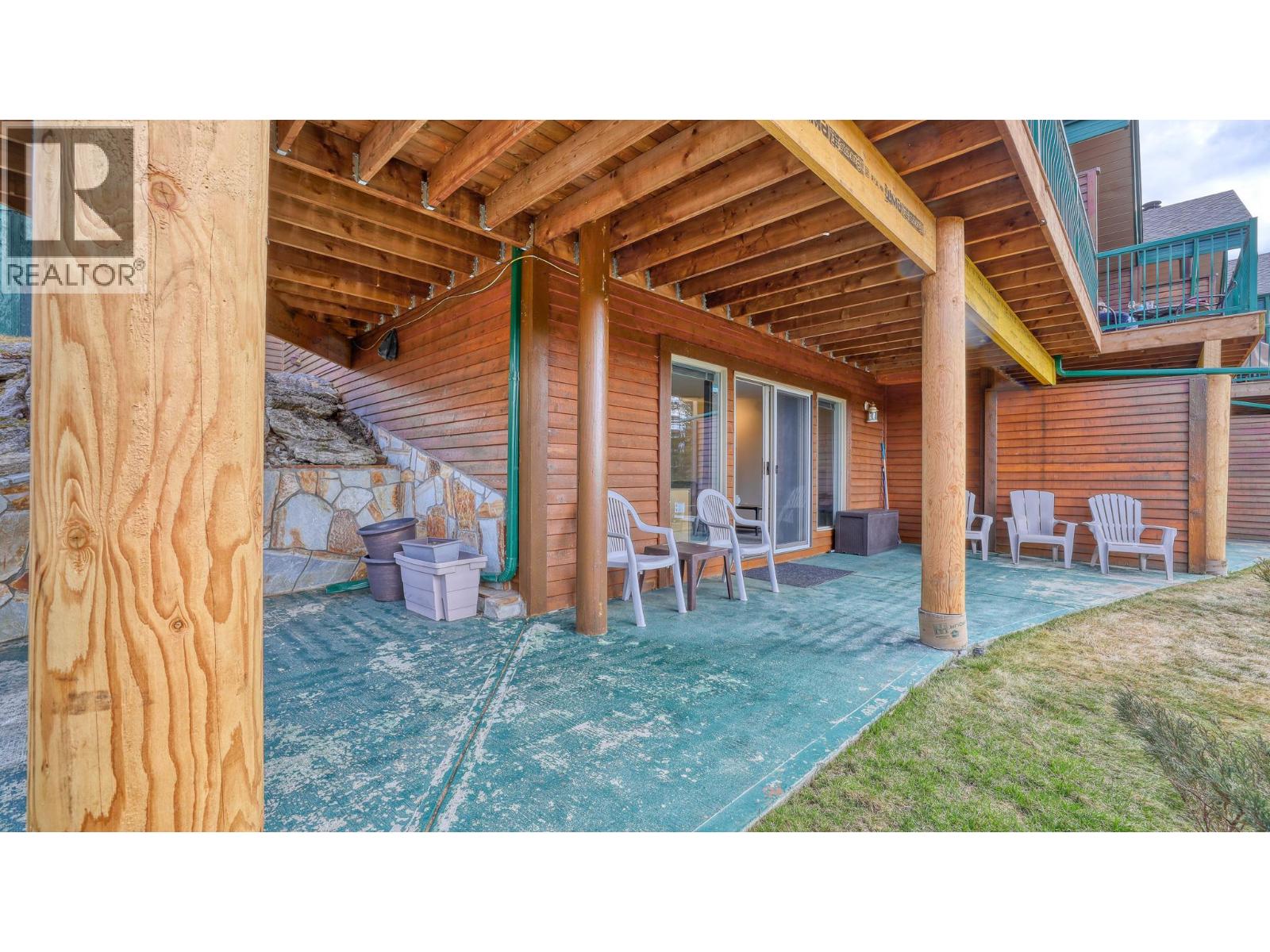 #301 5155 FAIRWAY DRIVE - 36