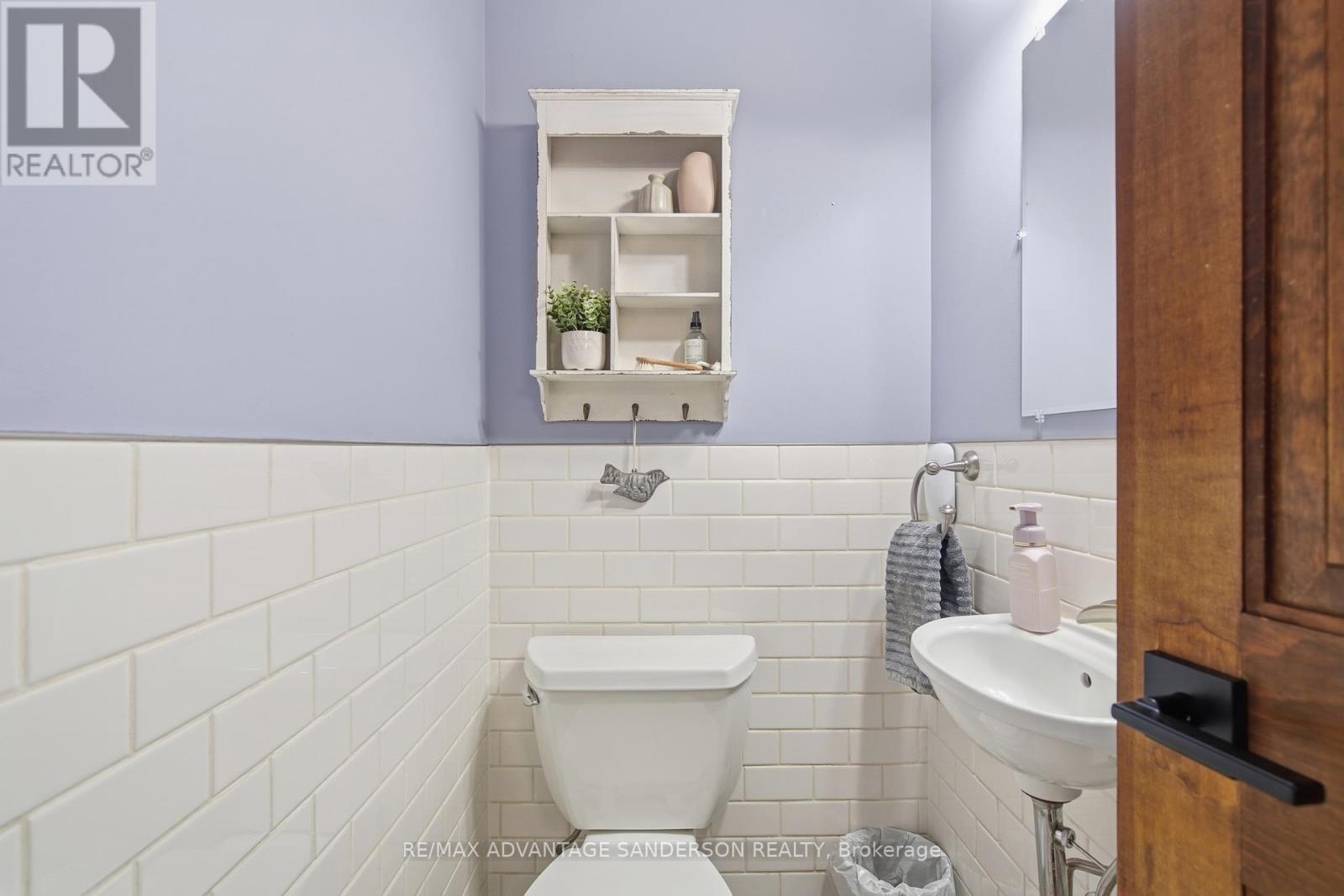 21727 VANNECK ROAD Property Photo