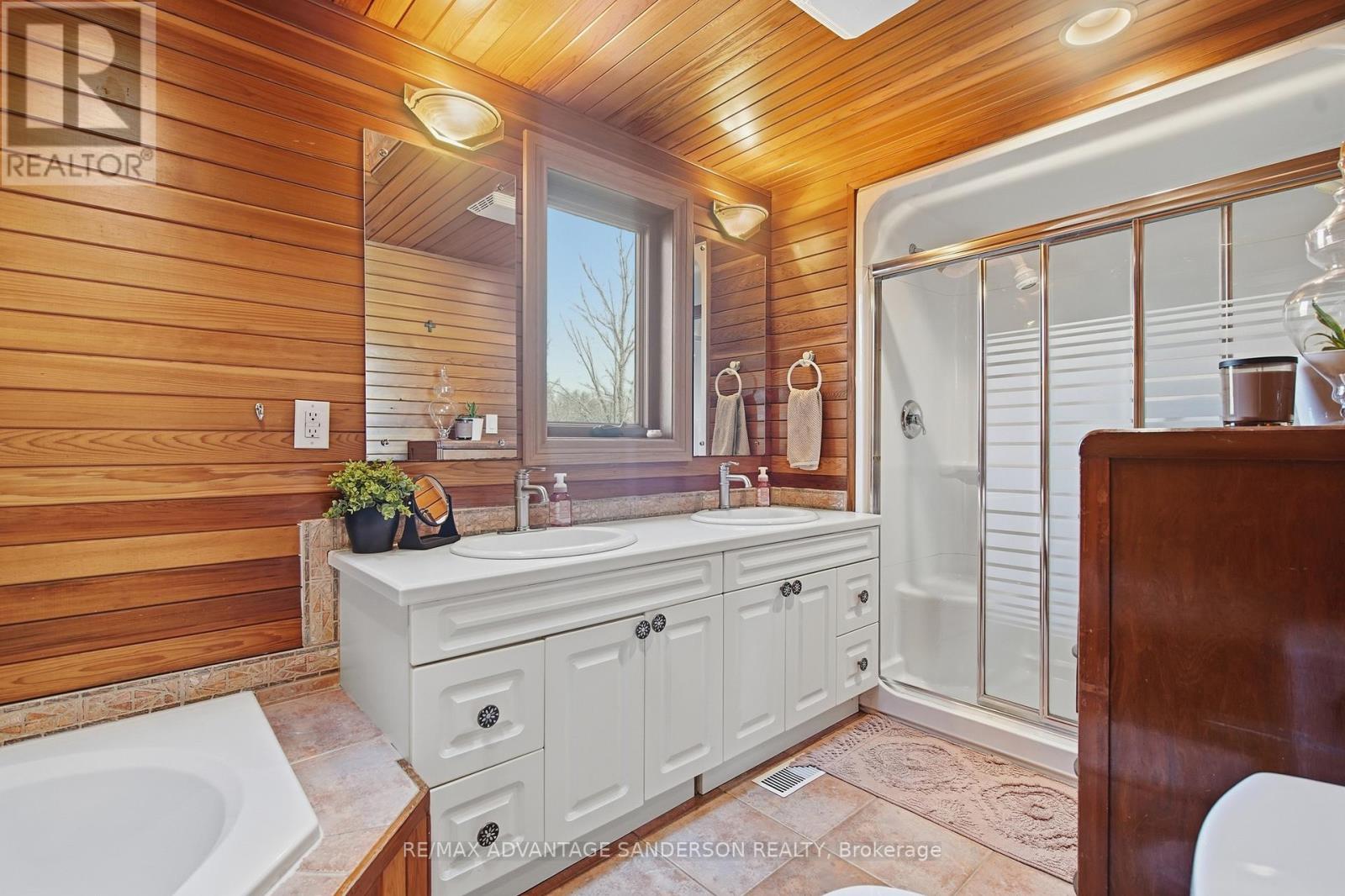 21727 VANNECK ROAD Property Photo