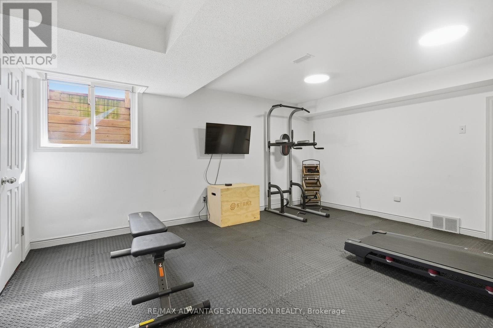 21727 VANNECK ROAD Property Photo