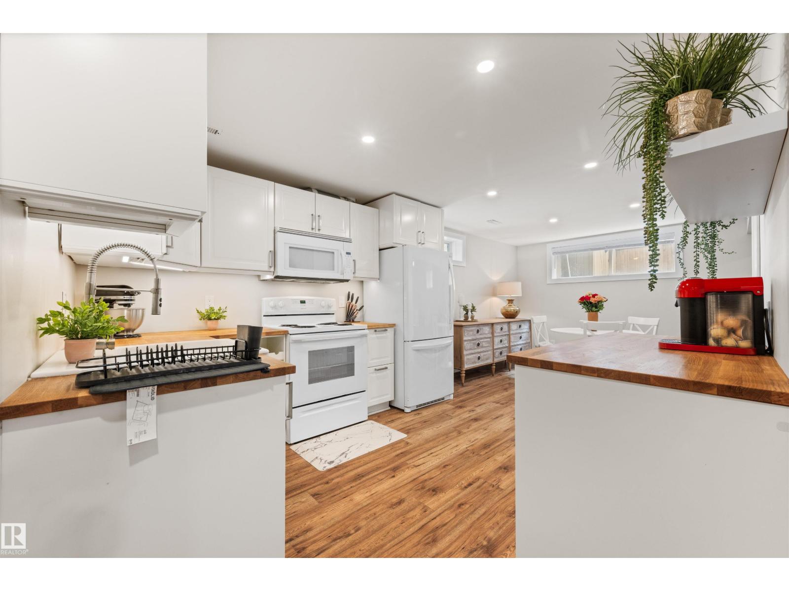 10616 125 ST NW, Edmonton